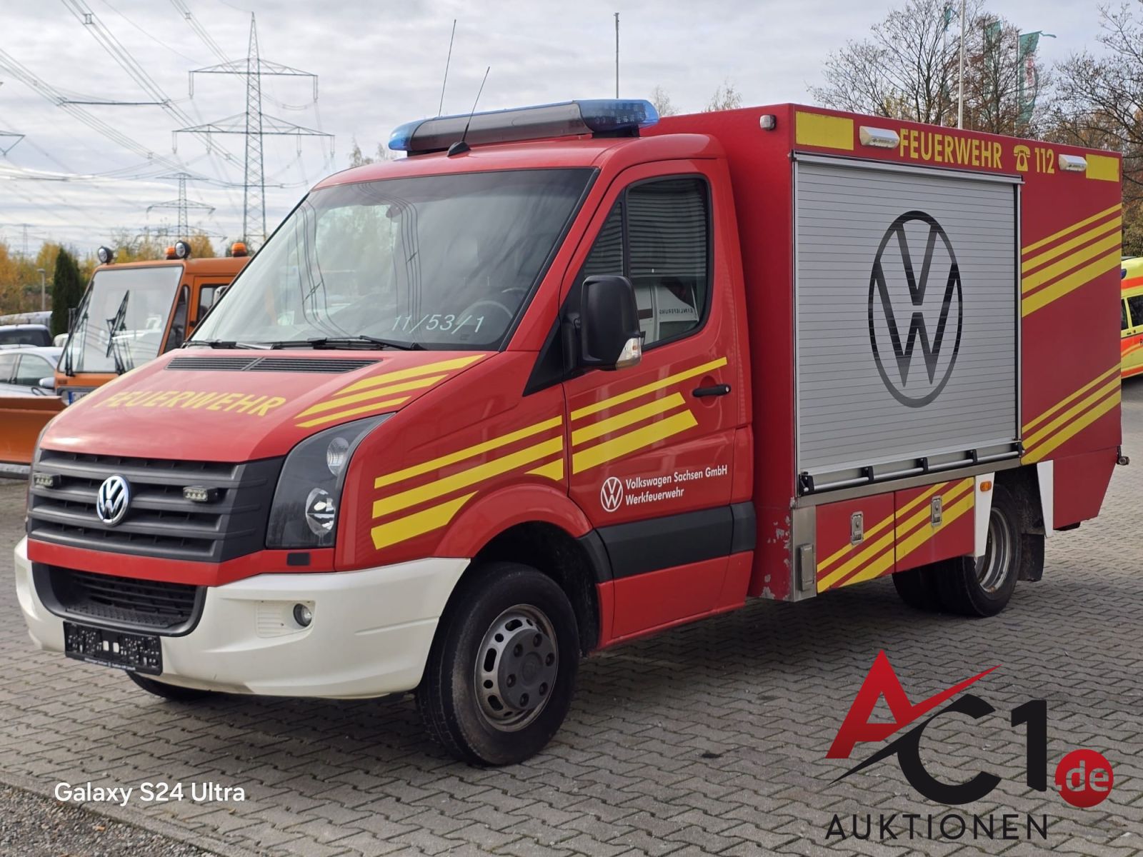 VW Crafter 2.5 TDI So.KFZ Feuerwehr Vorausrüstwagen VRW mit Ladebordwand